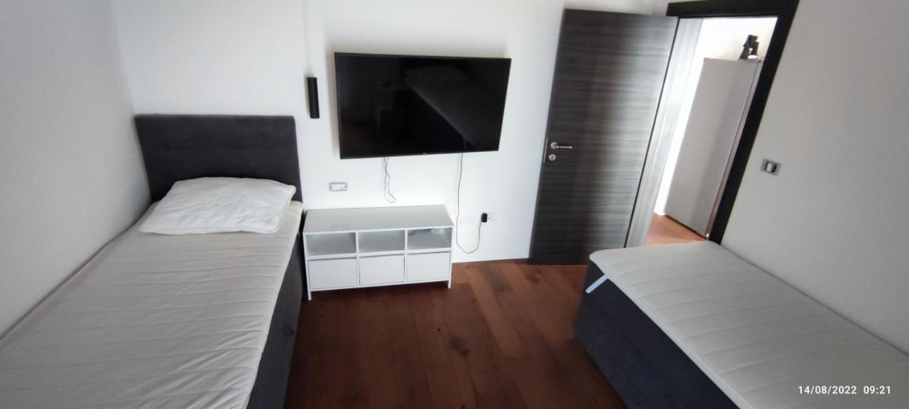 Rift Luxury Apartments Marusici  Exterior photo